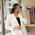 بنطلون قماش باللون البيج قصة زارا