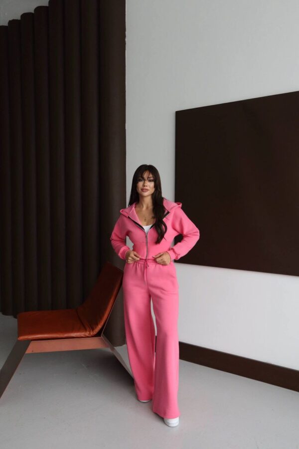 بليزر مع زمة وأزرار عند الخصر باللون البني (copy)