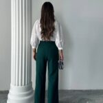 بليزر مع زمة وأزرار عند الخصر باللون البني (copy)