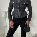 بليزر مع زمة وأزرار عند الخصر باللون البني (copy)