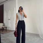 بليزر مع زمة وأزرار عند الخصر باللون البني