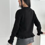 بليزر مع زمة وأزرار عند الخصر باللون البني (copy)