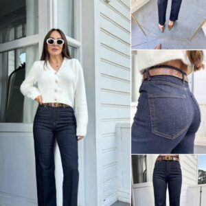 تنورة باللون العنابي مع قشاط بني