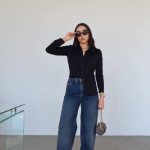 بنطلون قماش باللون البيج قصة زارا