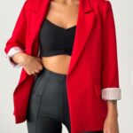 بنطلون قماش باللون البيج قصة زارا