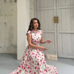 فستان احمر دانتيلالخصر